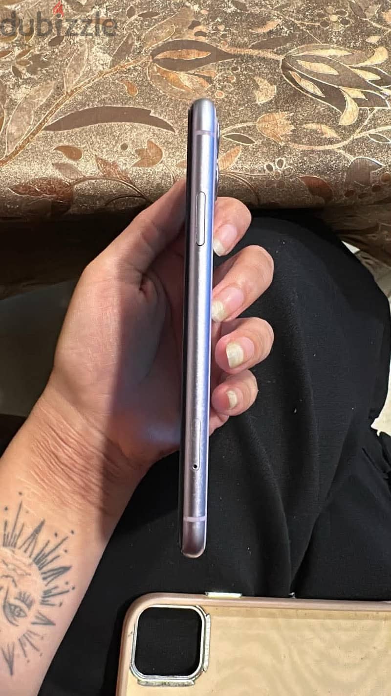 Apple - iPhone 11 4