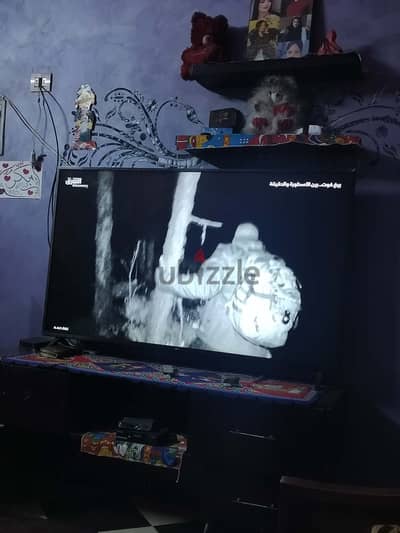 شاشه مستعمله تشبيه الجديده