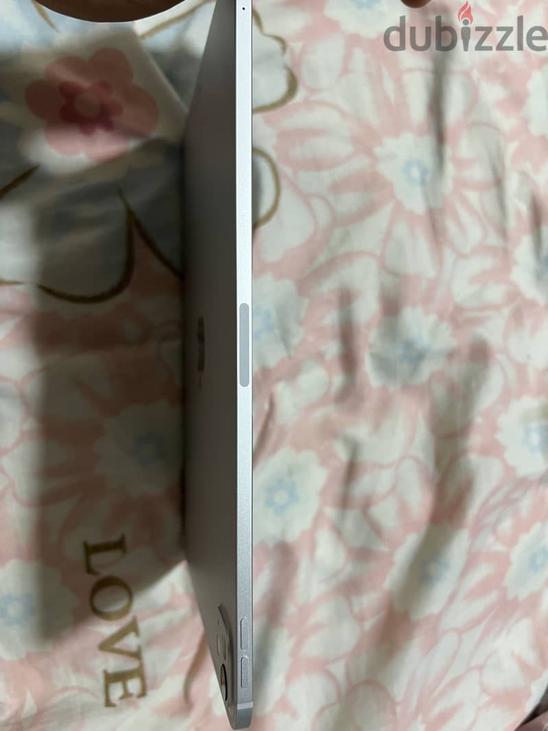 I pad pro m5 11 inch 4