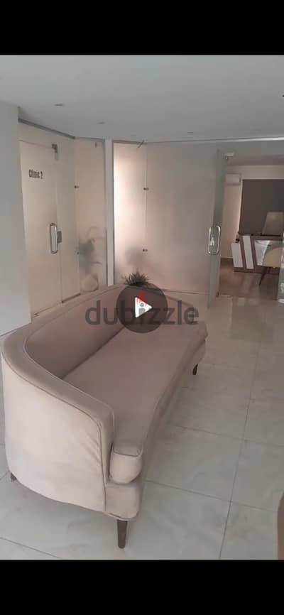 زجاج سيكوريت