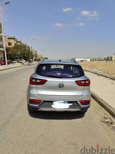 MG ZS 2025