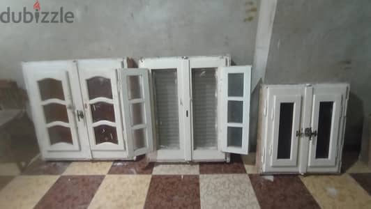٣ شبابيك للبيع