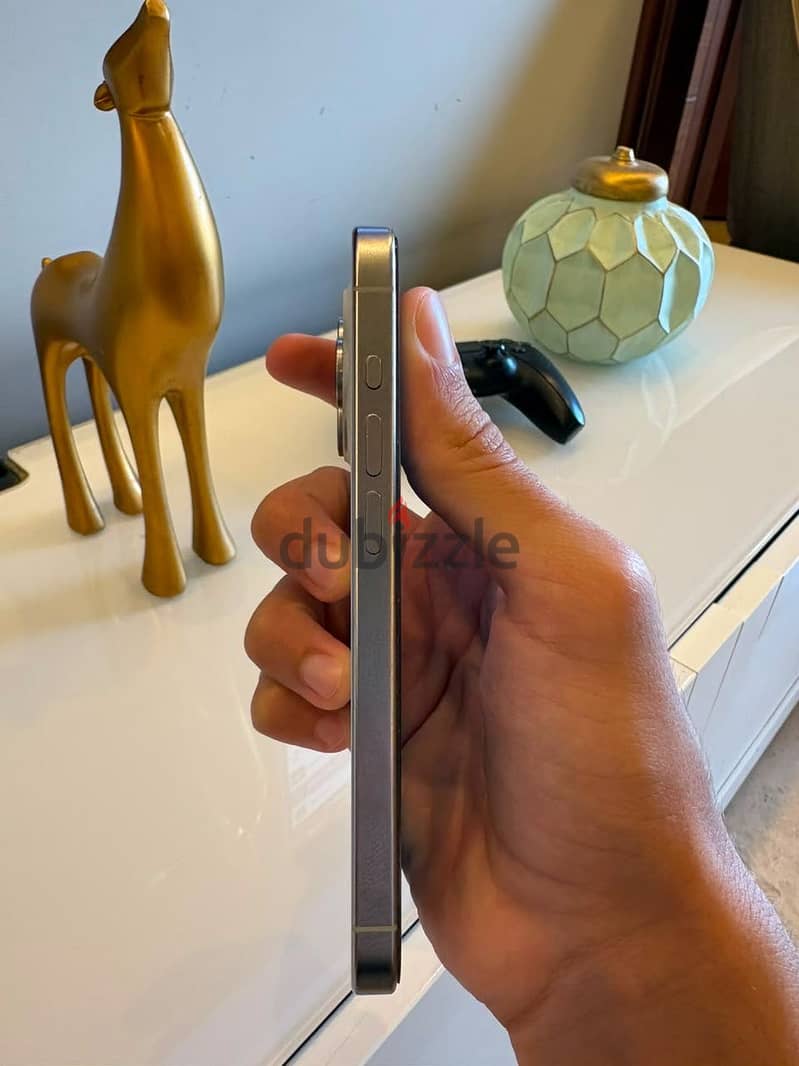 Apple - iPhone 15 Pro 2