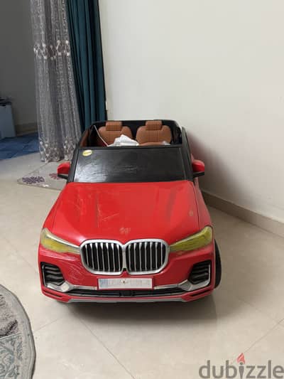 سياره اطفال كهربائيه طراز بي ام دبليو