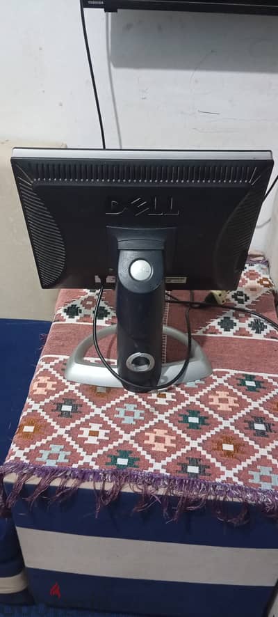 شاشه ديل 19بوصه استعمال خفيف جداً