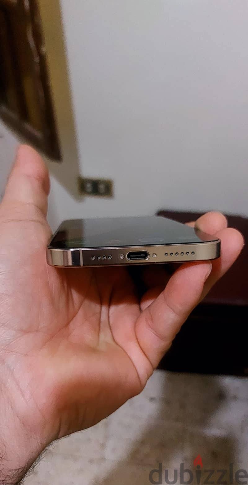 Apple - iPhone 16 Pro Max 10