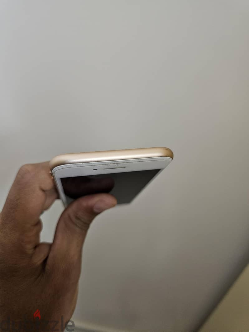 Apple - iPhone 8 5