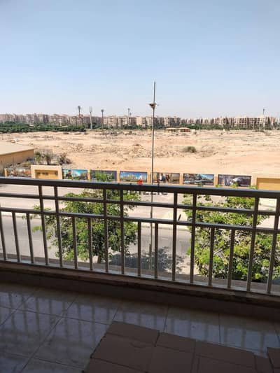 Apartment for rent in Madinaty 96 meters with a view of the club, two bedrooms and two bathrooms. 16 thousand required, super deluxe finishing. For contact 01017251574