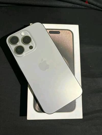 آبل - آيفون 15 برو
