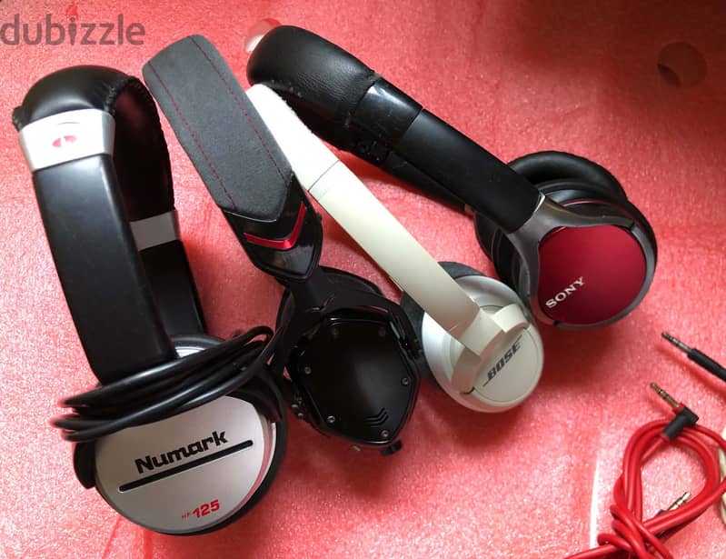 Headphones V-MODA SONY BOSE NUMARK 5