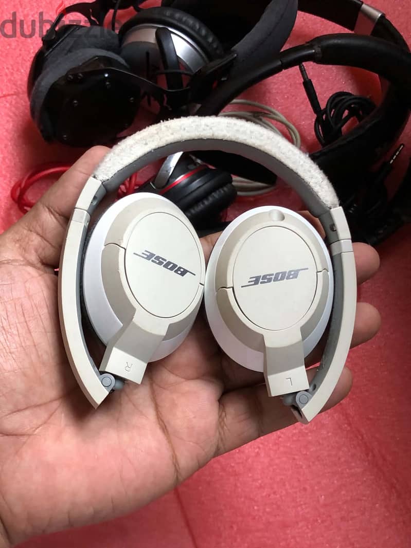 Headphones V-MODA SONY BOSE NUMARK 9
