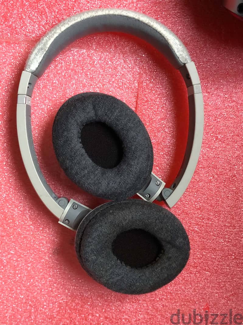 Headphones V-MODA SONY BOSE NUMARK 10