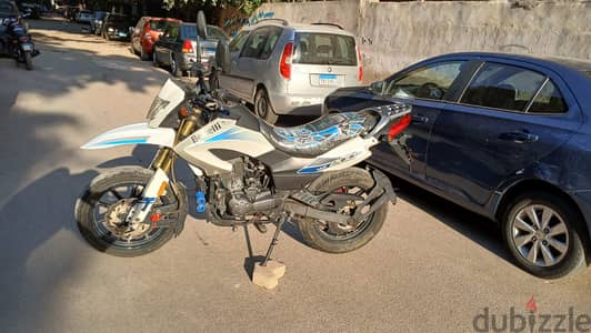 بينلي VLX 200