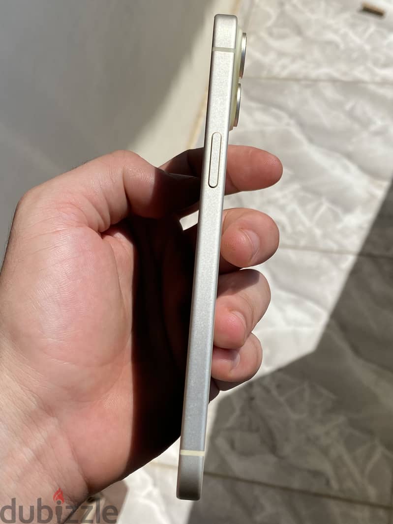 Apple - iPhone 15 plus 4