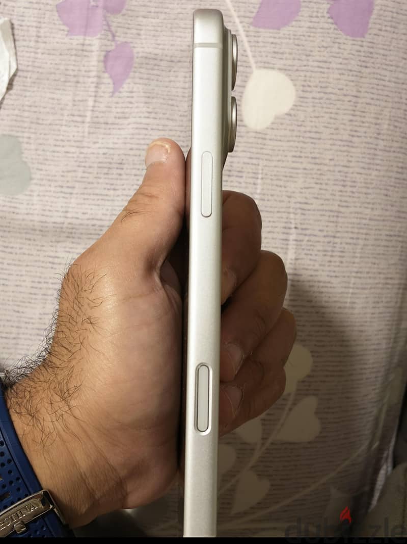 Apple - iPhone 17 Pro Max 4