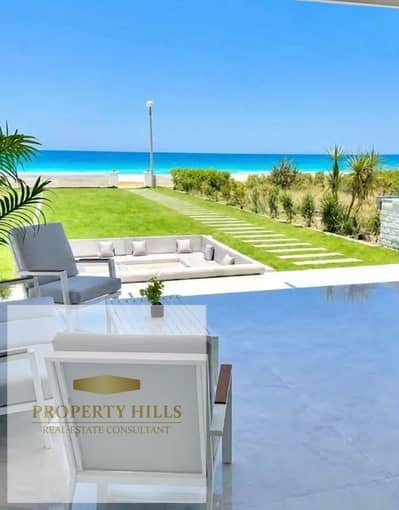 Luxury villa available for 2.7 million with a chalet price from Sodic, first row by the sea, furnished with air conditioning - in John Sodic - North Coast