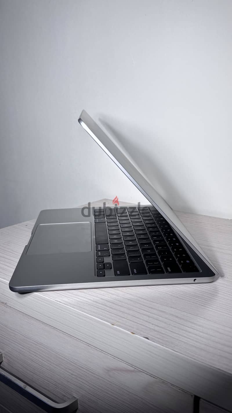 MacBook Air m4 13inch 3