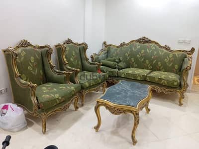 صالون كلاسيك للبيع