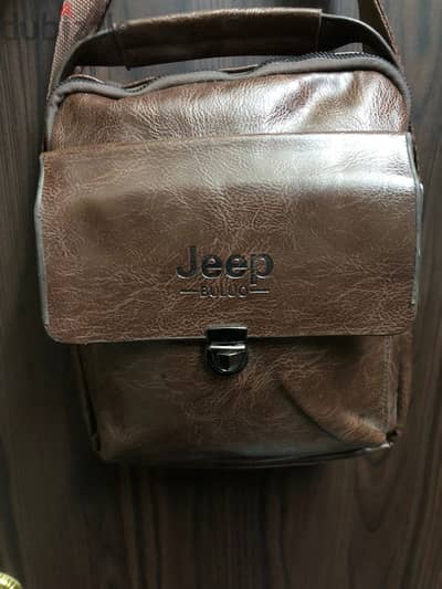 شنطة كروس Jeep اوريجنال جلد طبيعي هاڤان
