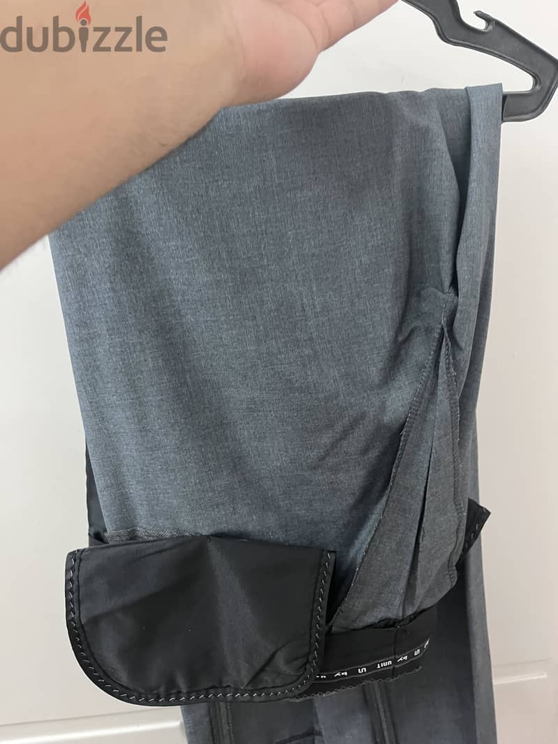 U. TURN grey suit (used) 3