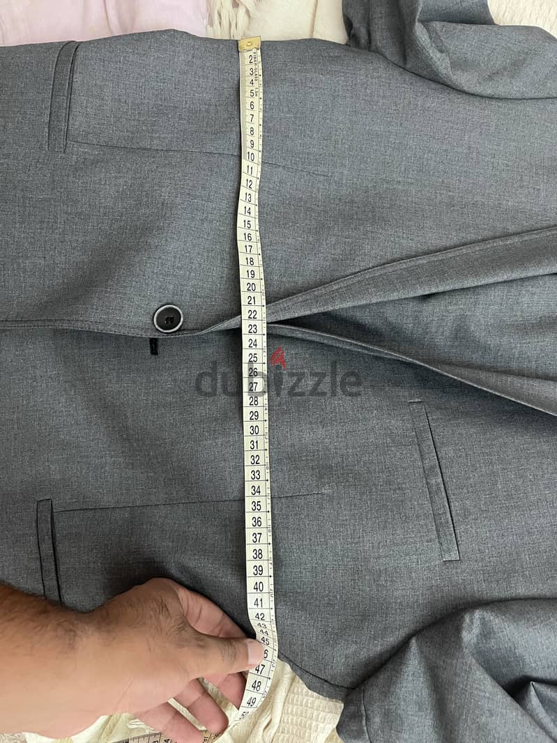 U. TURN grey suit (used) 7