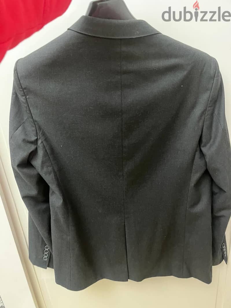 U. TURN grey suit (used) 2