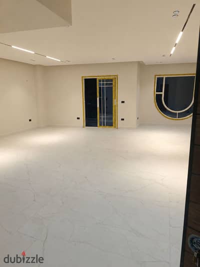 Office 450m licensed administrative for rent near Al-Thawra St. in Dokki