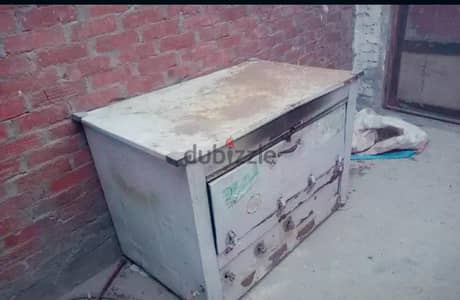 فرن غاز كبير مع الأنبوبة والمنظم