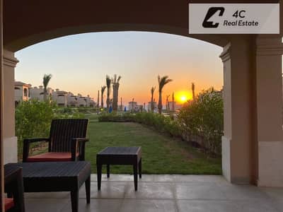 شاليه بجاردن للبيع باحسن سعر - استلام فوري - وجه بحري بالكامل - تشطيب فاخر - لوكيشن مميز جدا -لبيع في لافيستا جاردنز العين السخنه