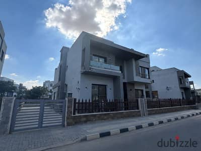 فيلا ستاند ألون للإيجار في وصال فيوز 800 متر