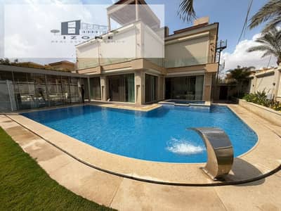 أفضل سعر فيلا للبيع في Gardenia springs القاهرة الجديدة New Cairo مساحة 735 متر 4 غرف نوم 5 حمامات مع غرفة مربية وغرفة سائق ومطبخ وتكييف