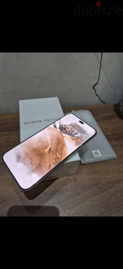 Honor 400 pro 12 Ram 512 GB كالجديد تماما كسر زيرو