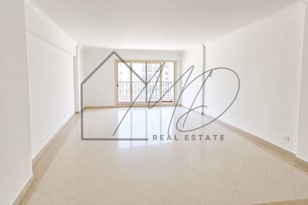 شقة للإيجار السكني في سموحه 218م