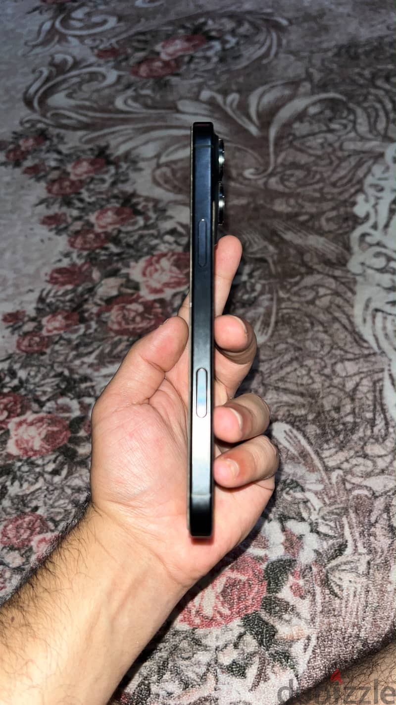Apple - iPhone 16 Pro Max 2