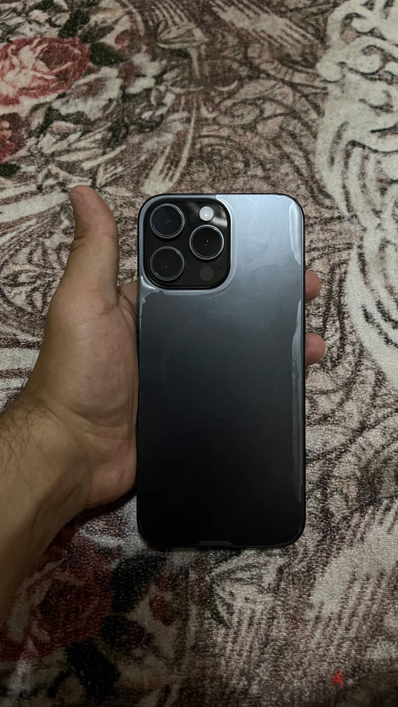 Apple - iPhone 16 Pro Max 5