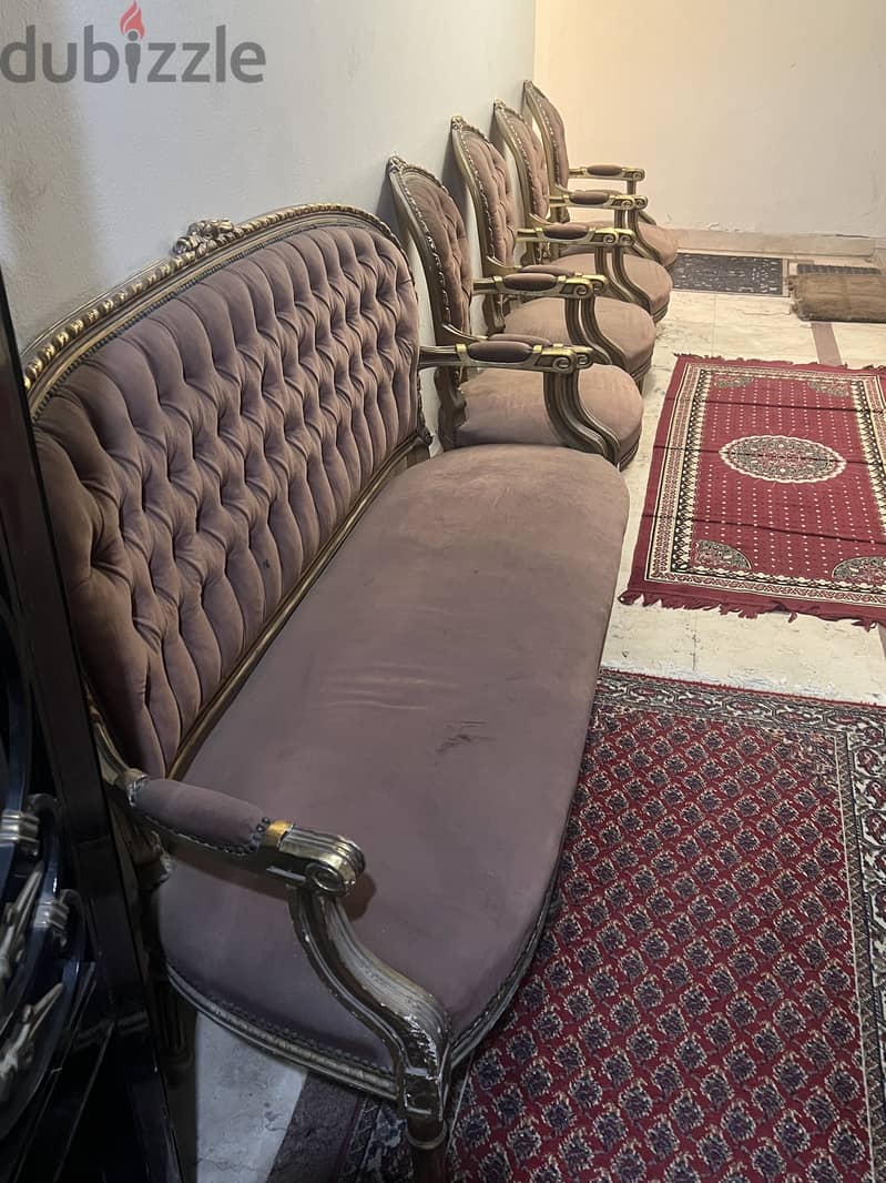 Sofa and 4 chairs 1