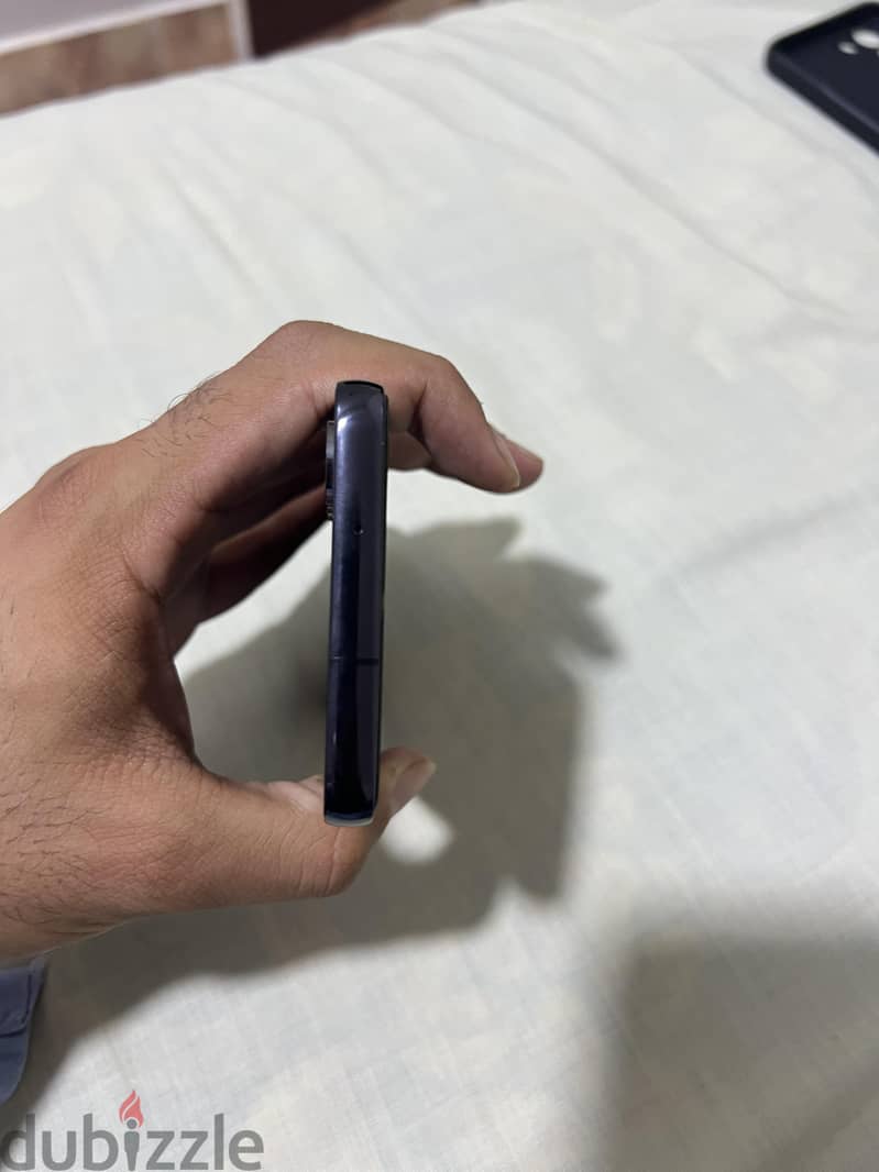 Samsung S23 4