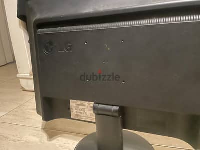 شاشه 60hz 24 أو 21 بوصه
