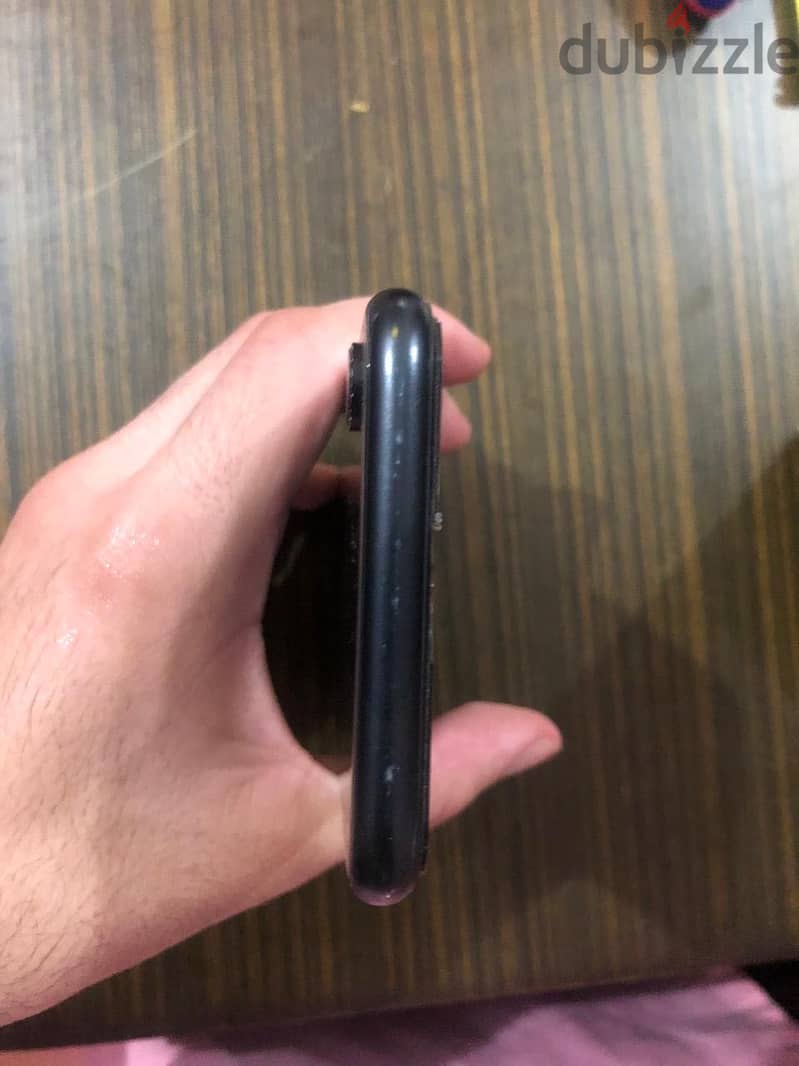 Apple - iPhone XR 6