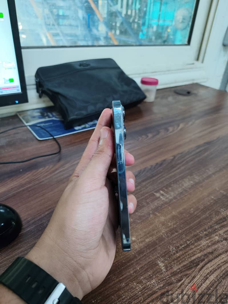 Apple - iPhone 13 Pro 2