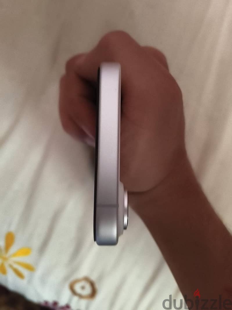Apple - iPhone 17 3
