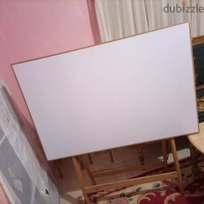 ترابيزة رسم هندسي قابلة للميلان – حالة ممتازة