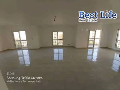 شقة للإيجار بالرحاب 2 | المرحلة السابعة | 211 متر | فيو جاردن | 3 غرف | 3 حمام | دور أول | 35,000 جنيه