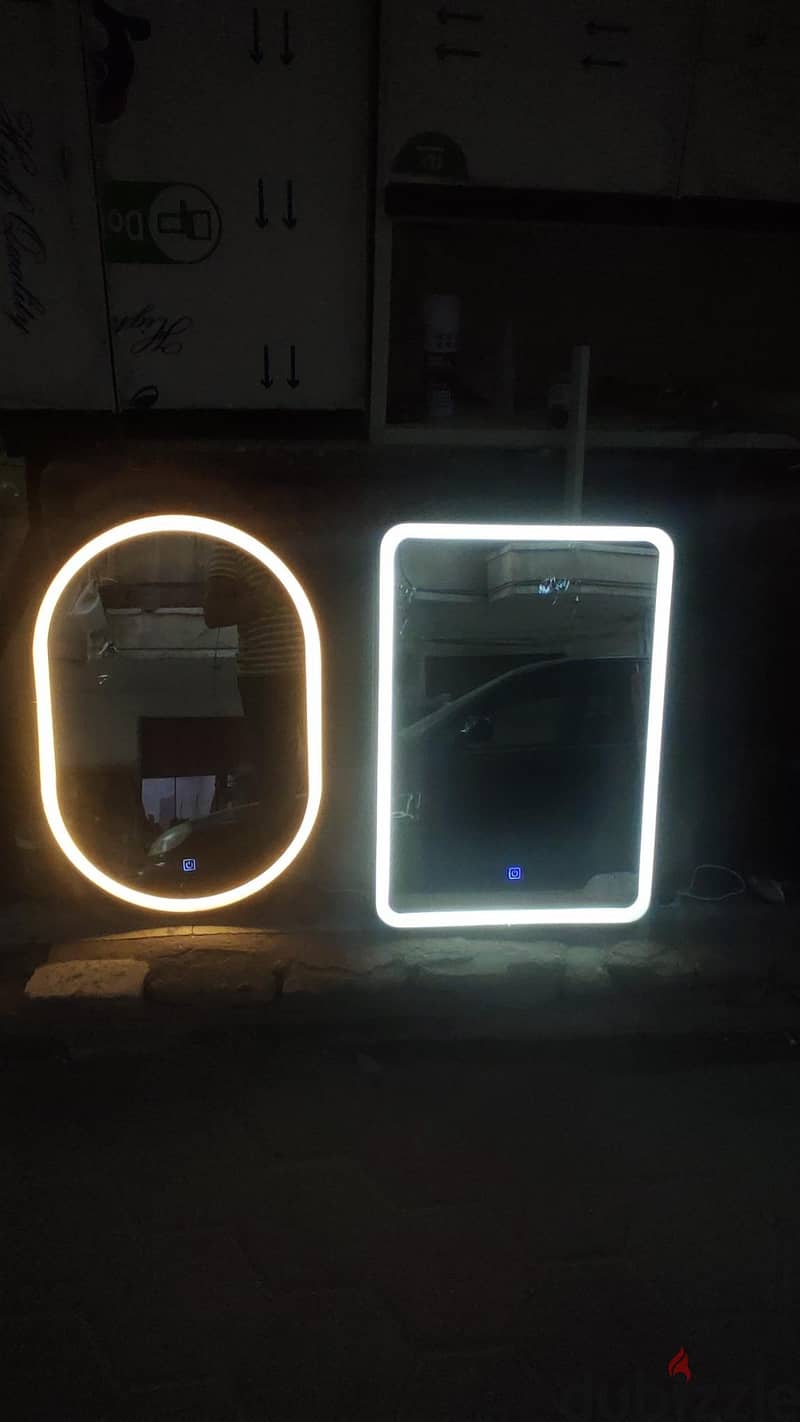mirror led light 1