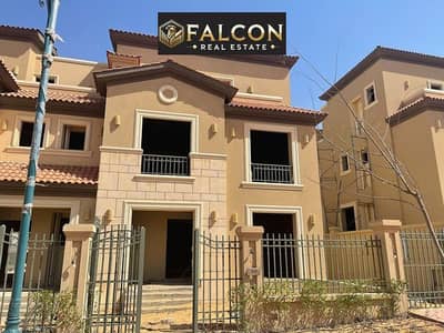 Move in now! 244 sqm, 3-story villa with high-end finishing at the lowest price in La Vista City, opposite Hyde Park, next to Mivida.