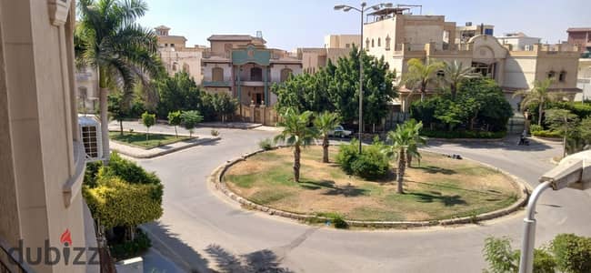 شقة للايجار160متر الترا سوبرلوكس على ميدان دور في فيلا التجمع الاول
