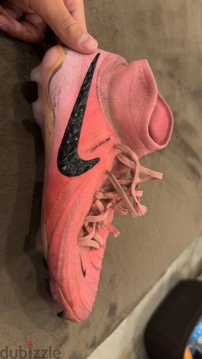 Nike mercurial boots