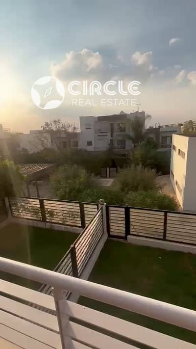 فرصة رائعة للإيجار تاون هاوس كورنر مميز في كمبوند هايد بارك - القاهرة الجديدة (Hyde Park)