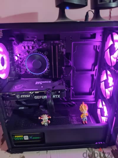 PC gaming لسه في الضمان و معا جاميع الكراتين