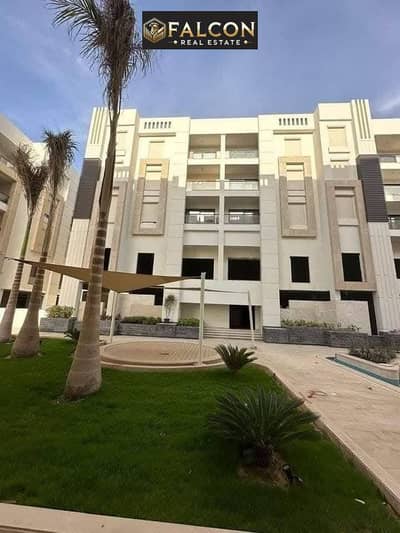 شقة كورنر للبيع استلام فورى متشطبة بالتكيفات بفيو خيالى علىlandscape فى كمبوند الجار شيراتون Aljar sheraton سور فى سور مع سيتى سنتر الماظه وبجوار ستود